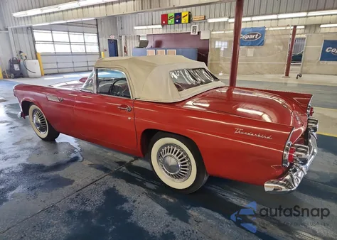 1955 Ford Convertibl z USA, uszkodzony, nr VIN P5FH125682